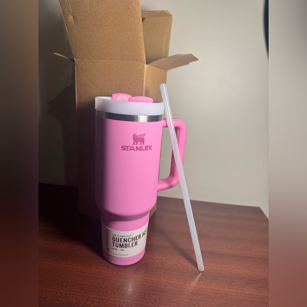 Stanley 40oz Quencher H2.O